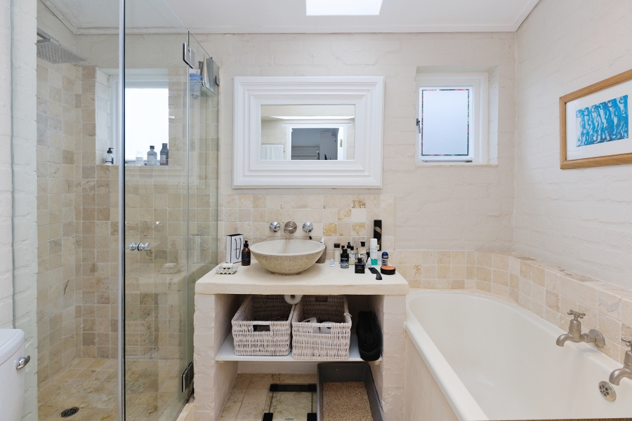 3 Bedroom Property for Sale in Claremont Upper Western Cape